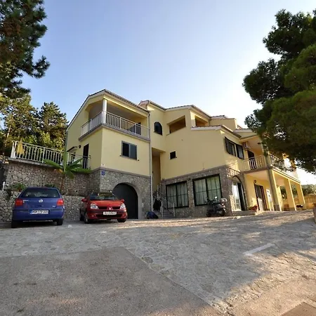 Maestral Apartment Vrbnik (Primorje-Gorski Kotar)