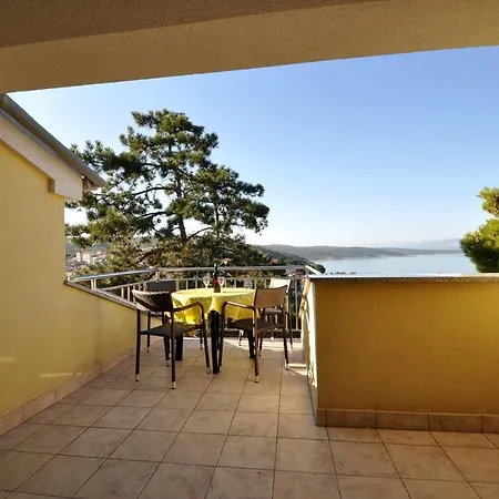 Apartment Maestral Vrbnik (Primorje-Gorski Kotar)
